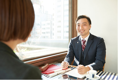 初めての方でも安心の行政書士